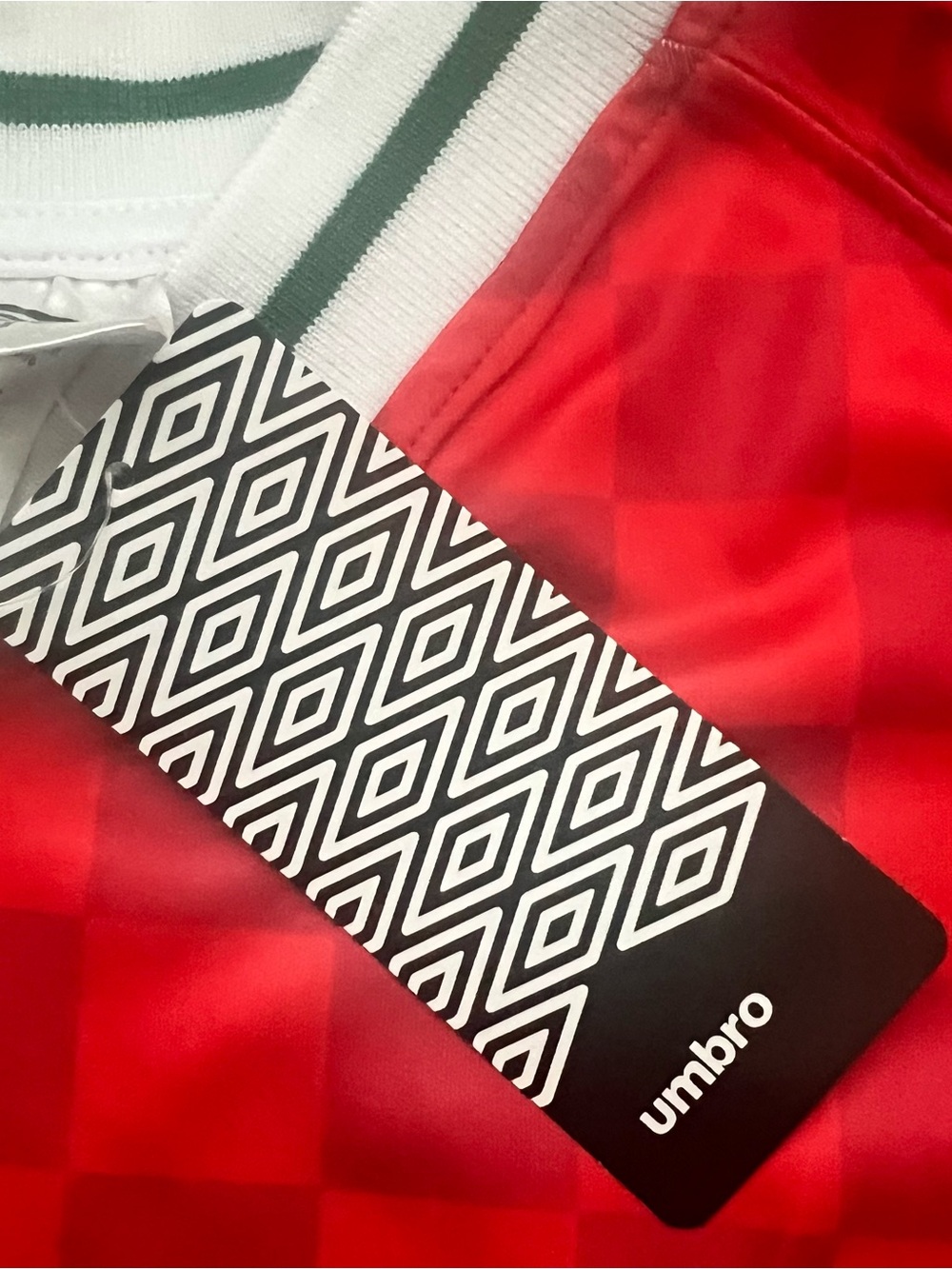 NWT Umbro Portugal Soccer Jersey Mens L Red Checkered World Cup 2026 Football - Picture 7 of 9